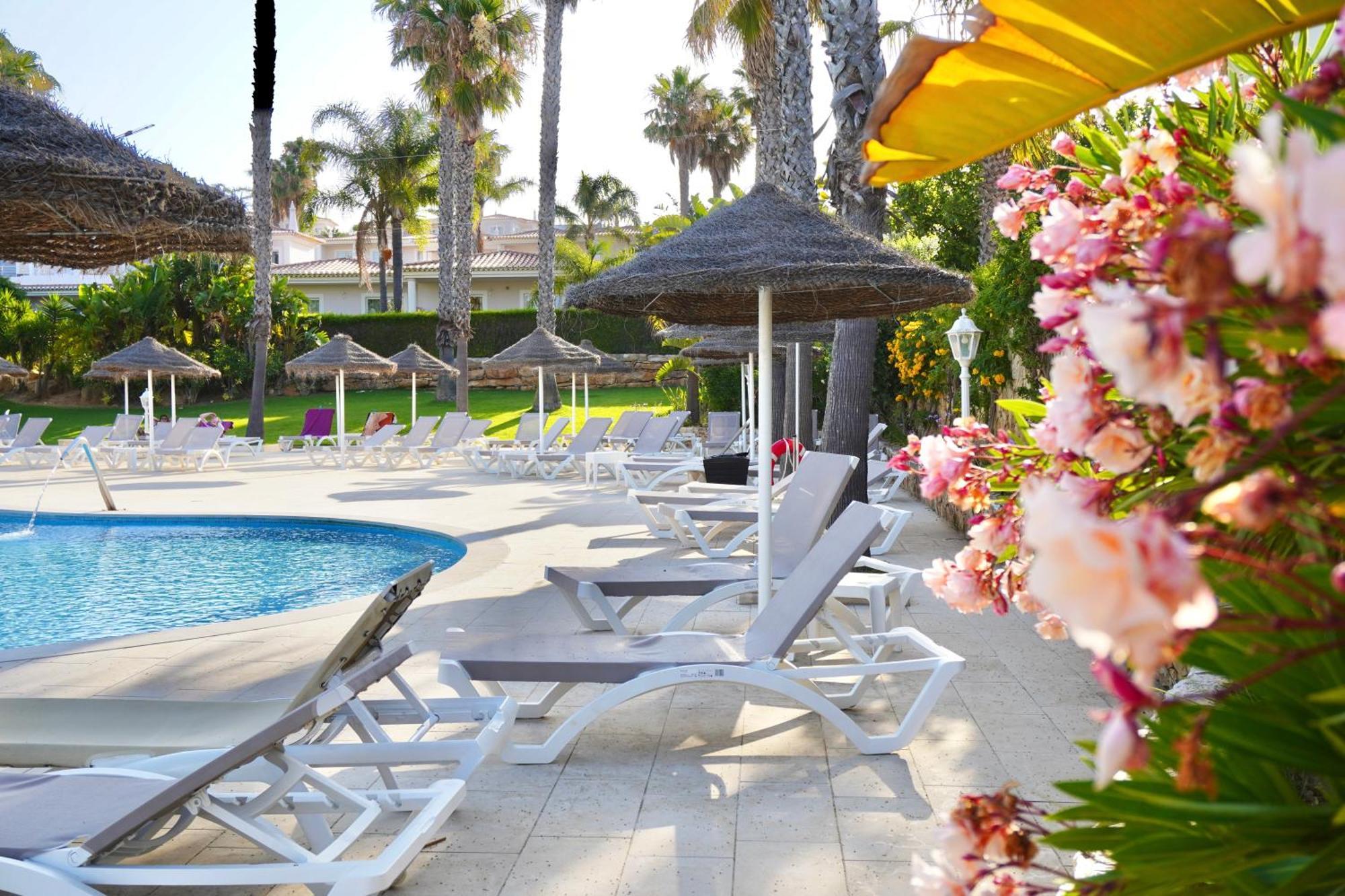 Clube Porto Mos - Sunplace & Lagos
